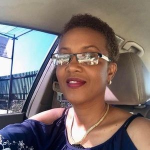 Meet your Posher, Latoya